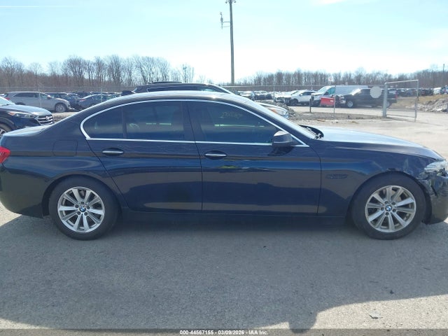 44567155 :رقم المزاد ، WBA5A7C50GG145329 vin ، 2016 Bmw 528i Xdrive مزاد بيع