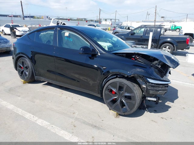44567163 :رقم المزاد ، 7SAYGDET5TA634306 vin ، 2026 Tesla Model Y Performance All-wheel Drive مزاد بيع
