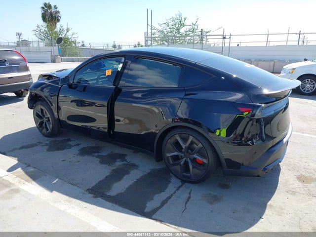 44567163 :رقم المزاد ، 7SAYGDET5TA634306 vin ، 2026 Tesla Model Y Performance All-wheel Drive مزاد بيع