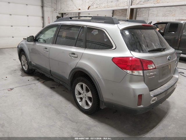 2011 Subaru Outback 2.5i Premium მანქანა იყიდება აუქციონზე, vin: 4S4BRBCC3B3330177, აუქციონის ნომერი: 44567169