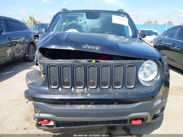 ZACCJBCB9JPJ02960 Jeep Renegade Trailhawk 4x4