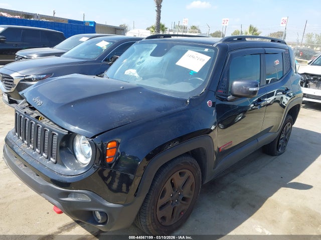 ZACCJBCB9JPJ02960 Jeep Renegade Trailhawk 4x4