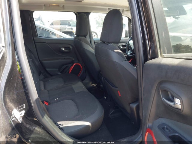 ZACCJBCB9JPJ02960 Jeep Renegade Trailhawk 4x4