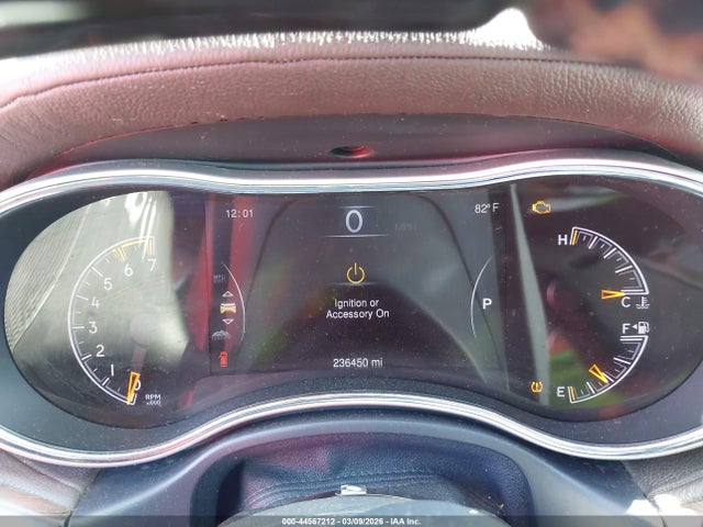 2015 Jeep Grand Cherokee Overland მანქანა იყიდება აუქციონზე, vin: 1C4RJFCT0FC692930, აუქციონის ნომერი: 44567212