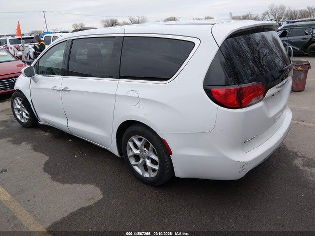 2018 Chrysler Pacifica Touring Plus მანქანა იყიდება აუქციონზე, vin: 2C4RC1FG9JR187352, აუქციონის ნომერი: 44567265