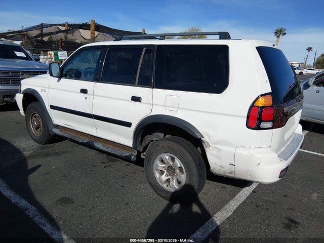 2002 MITSUBISHI MONTERO SPORT JA4LS21H02J068507 Photo 2