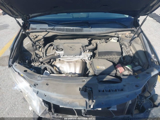 4T1BF1FK2HU288383 Toyota CAMRY SE