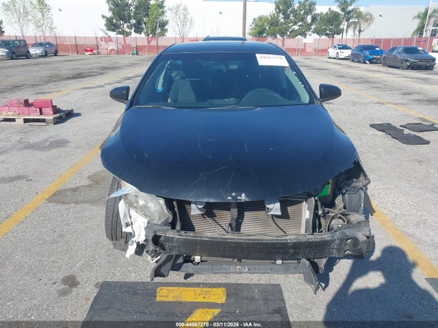 4T1BF1FK2HU288383 Toyota CAMRY SE