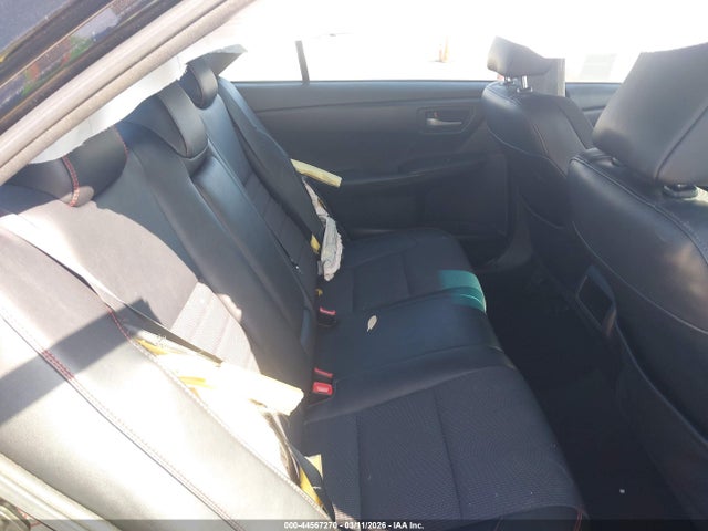 4T1BF1FK2HU288383 Toyota CAMRY SE