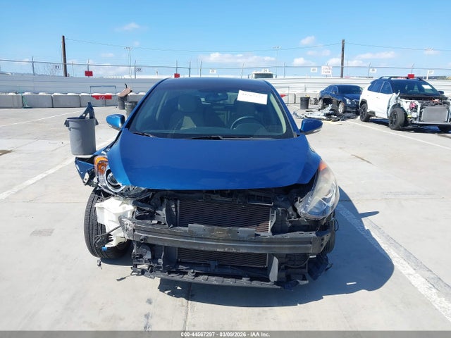 Hyundai ELANTRA GT 2015 KMHD35LH3FU238462 Image 13