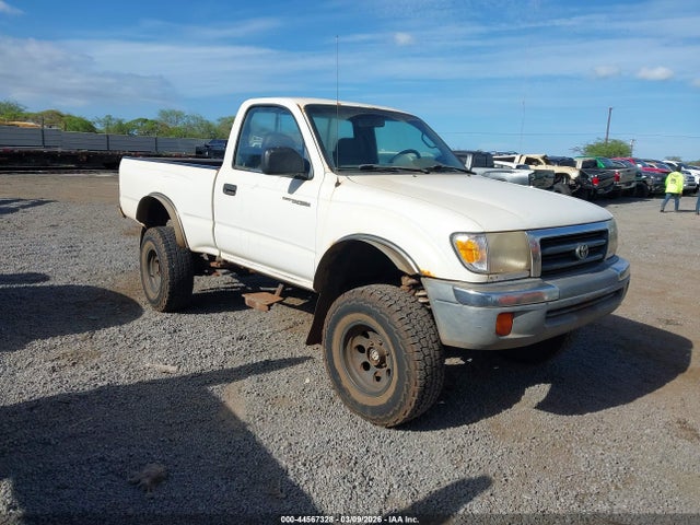Продаж на аукціоні авто 2000 Toyota Tacoma, vin: 5TEPM62N0YZ700028, номер лоту: 44567328