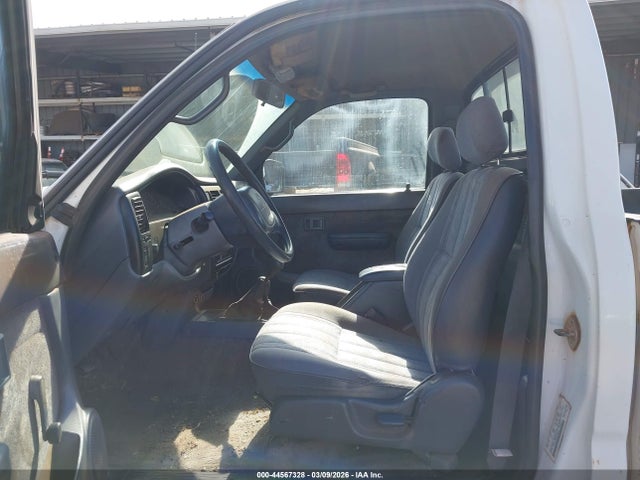 Aukcja sprzedaży 2000 Toyota Tacoma, vin: 5TEPM62N0YZ700028, numer aukcji: 44567328