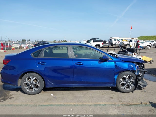 3KPF24AD5KE115314 KIA Forte Lxs