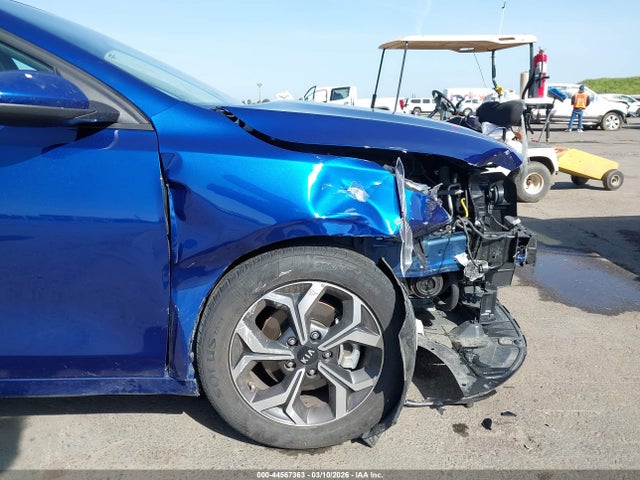 3KPF24AD5KE115314 KIA Forte Lxs
