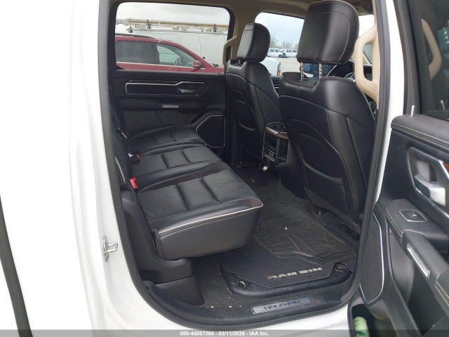 2021 Ram 1500 Laramie  4x4 5'7 Box მანქანა იყიდება აუქციონზე, vin: 1C6SRFJT3MN611800, აუქციონის ნომერი: 44567364