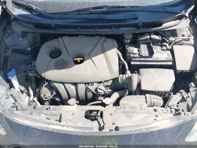 KMHD35LH9GU261150 Hyundai ELANTRA GT
