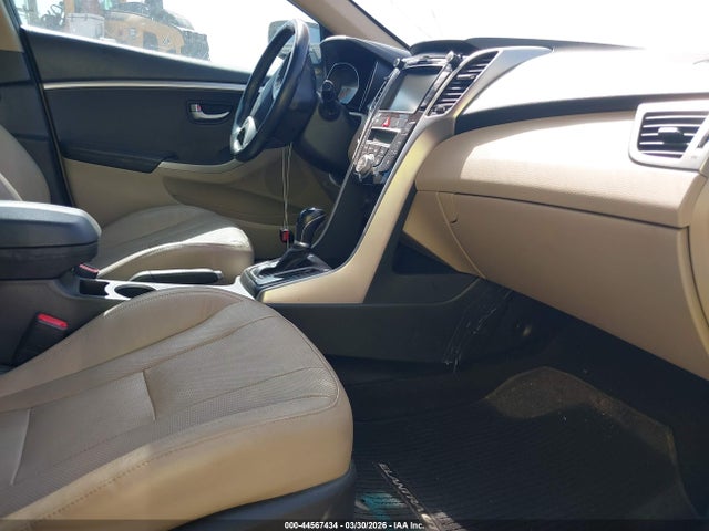 KMHD35LH9GU261150 Hyundai ELANTRA GT