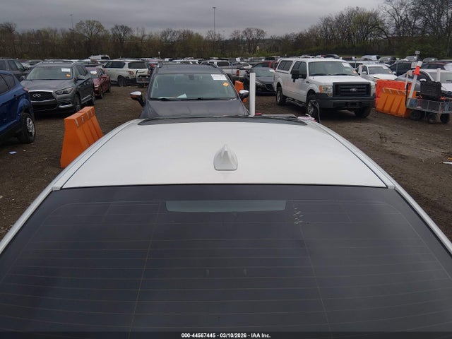44567445 :رقم المزاد ، WBAFU7C50BC777548 vin ، 2011 Bmw 535i Xdrive مزاد بيع
