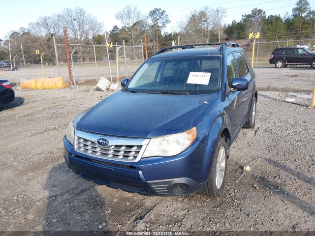 Продаж на аукціоні авто 2011 Subaru Forester 2.5x Premium, vin: JF2SHADC2BH756415, номер лоту: 44567452
