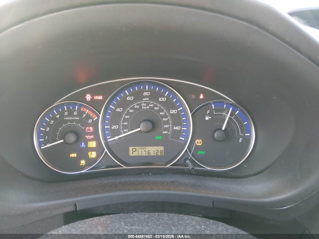 Продаж на аукціоні авто 2011 Subaru Forester 2.5x Premium, vin: JF2SHADC2BH756415, номер лоту: 44567452
