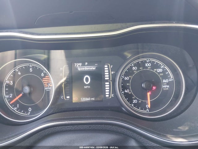 2019 Jeep Cherokee Latitude Plus Fwd მანქანა იყიდება აუქციონზე, vin: 1C4PJLLB2KD420509, აუქციონის ნომერი: 44567454