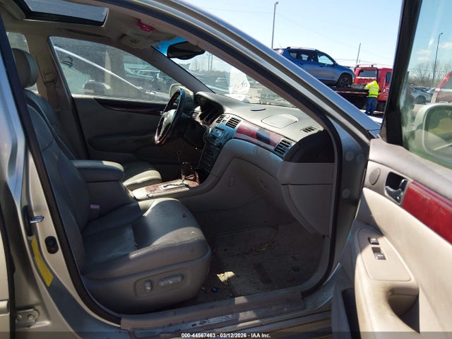 2004 LEXUS ES 330 JTHBA30G545006999 Photo 4