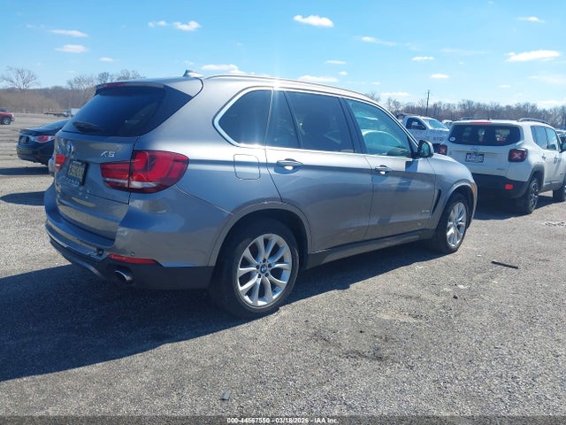 2015 BMW X5 5UXKR0C59F0P15565 Photo 3