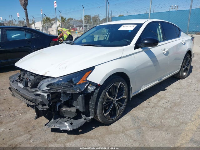 1N4BL4CW2RN321194 Nissan Altima Sr Intelligent Awd