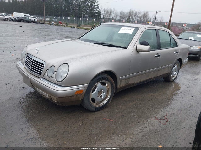 44567643 :رقم المزاد ، WDBJF72F7VA571112 vin ، 1997 Mercedes-benz E 420 مزاد بيع