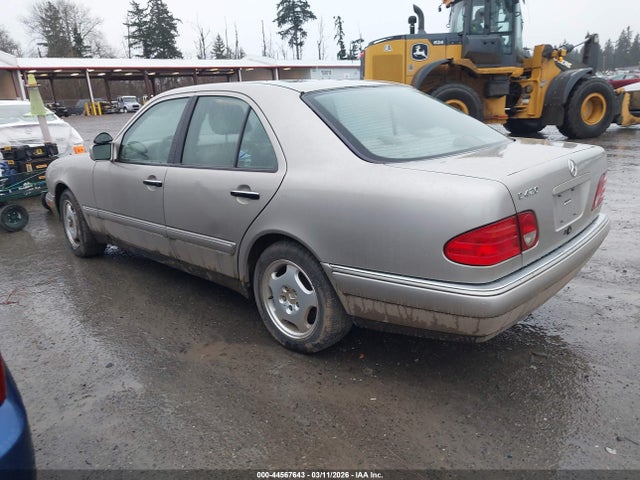 44567643 :رقم المزاد ، WDBJF72F7VA571112 vin ، 1997 Mercedes-benz E 420 مزاد بيع
