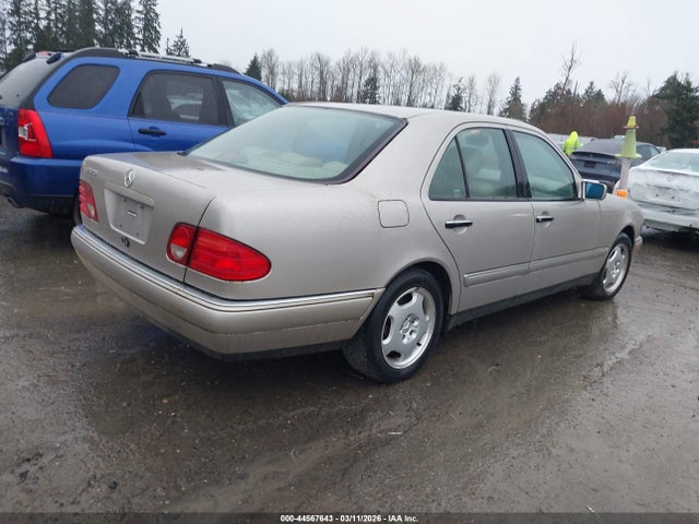 44567643 :رقم المزاد ، WDBJF72F7VA571112 vin ، 1997 Mercedes-benz E 420 مزاد بيع