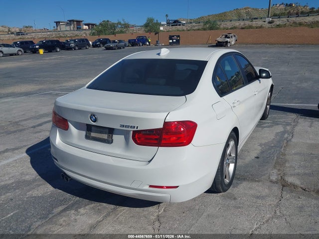 2013 BMW 328I WBA3C1C57DF444025 Photo 3
