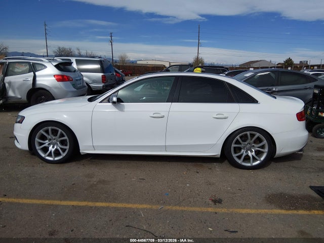 2010 Audi S4 3.0 Premium Plus მანქანა იყიდება აუქციონზე, vin: WAUDGAFL1AA144623, აუქციონის ნომერი: 44567709