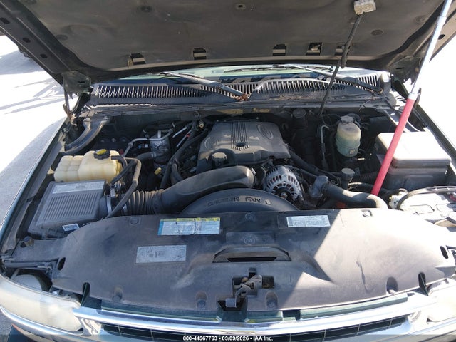 Продаж на аукціоні авто 2001 Chevrolet Suburban 2500 Lt, vin: 3GNGK26G61G213497, номер лоту: 44567763