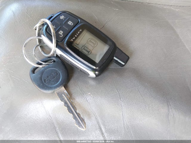 Продаж на аукціоні авто 2001 Chevrolet Suburban 2500 Lt, vin: 3GNGK26G61G213497, номер лоту: 44567763