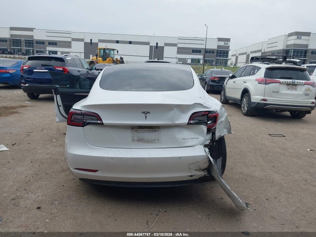 Продаж на аукціоні авто 2022 Tesla Model 3 Long Range Dual Motor All-wheel Drive, vin: 5YJ3E1EB5NF339053, номер лоту: 44567787