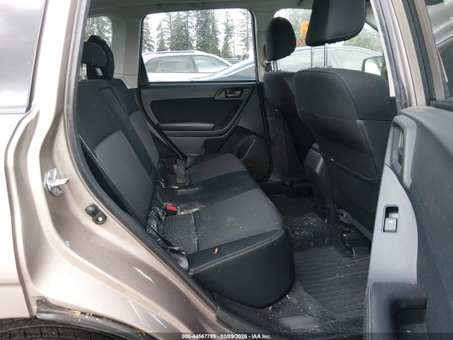 JF2SJAFC6GH522268 Subaru Forester 2.5i Premium
