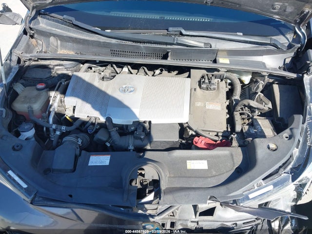 Toyota Prius Three Touring 2016 JTDKARFU6G3507286 Image 10