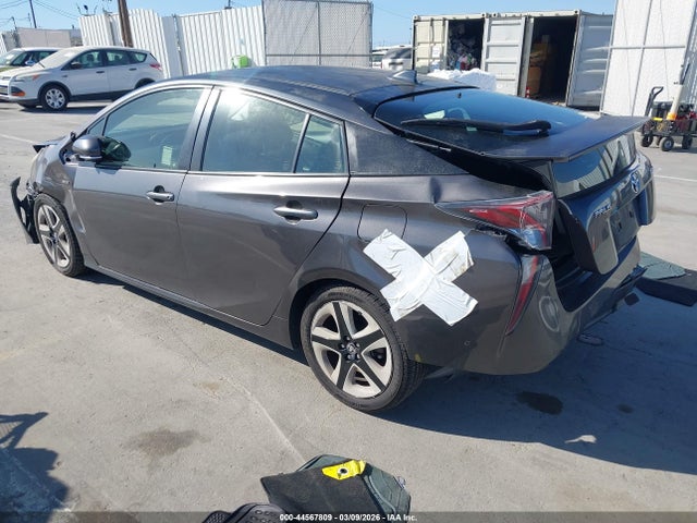 Toyota Prius Three Touring 2016 JTDKARFU6G3507286 Image 3