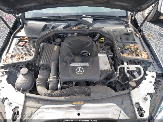 44567817 :رقم المزاد ، 55SWF4KBXFU058351 vin ، 2015 Mercedes-benz C 300 4matic مزاد بيع