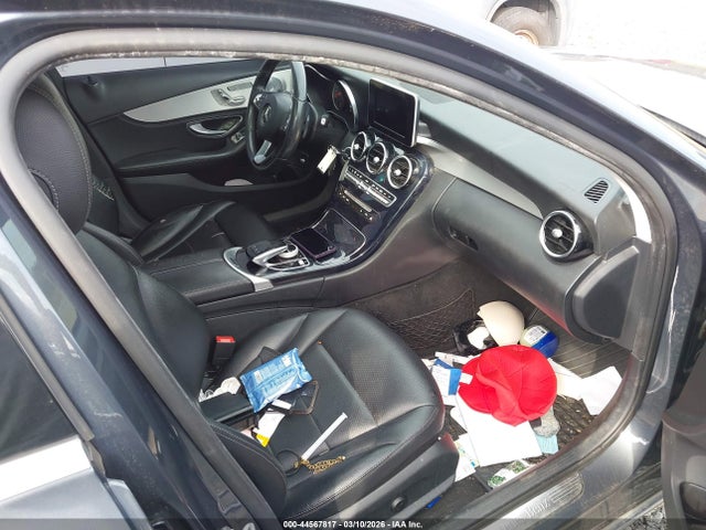 44567817 :رقم المزاد ، 55SWF4KBXFU058351 vin ، 2015 Mercedes-benz C 300 4matic مزاد بيع