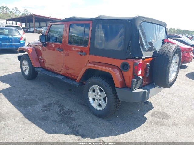 2014 JEEP WRANGLER UNLIMITED 1C4BJWEGXEL168913 Photo 2