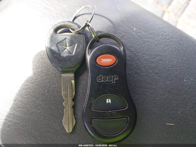 Продажа на аукционе авто 2000 Jeep Cherokee Sport, vin: 1J4FT48S0YL261048, номер лота: 44567823