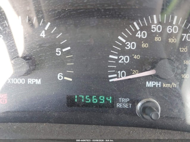 Продажа на аукционе авто 2000 Jeep Cherokee Sport, vin: 1J4FT48S0YL261048, номер лота: 44567823