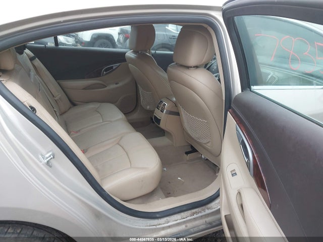 44567835 :رقم المزاد ، 1G4GC5ED8BF156457 vin ، 2011 Buick Lacrosse Cxl مزاد بيع