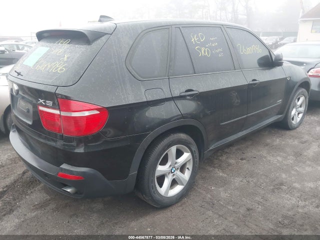 2010 BMW X5 5UXFE4C58AL279562 Photo 3
