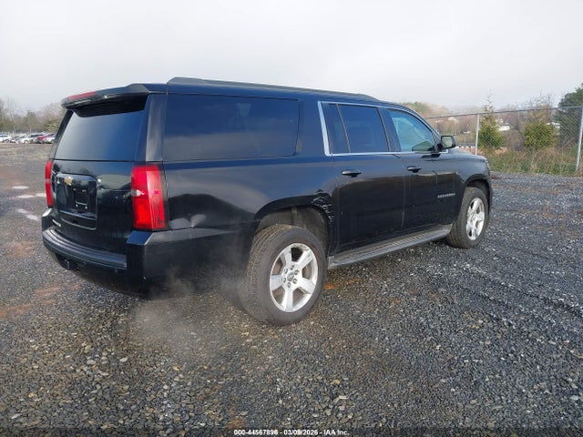 2016 CHEVROLET SUBURBAN 1GNSCHKC3GR347003 Photo 3