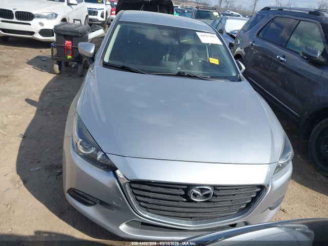 44567899 :رقم المزاد ، 3MZBN1L39JM228158 vin ، 2018 Mazda Mazda3 Touring مزاد بيع