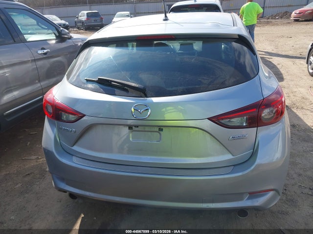 44567899 :رقم المزاد ، 3MZBN1L39JM228158 vin ، 2018 Mazda Mazda3 Touring مزاد بيع