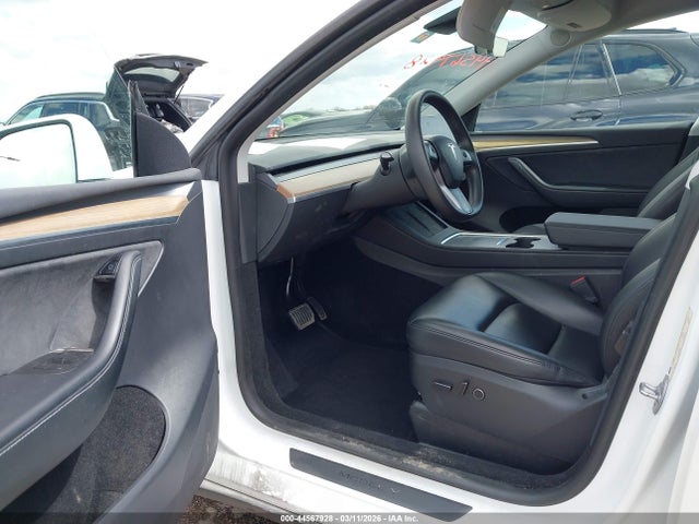 2023 Tesla Model Y Awd/long Range Dual Motor All-wheel Drive მანქანა იყიდება აუქციონზე, vin: 7SAYGDEE9PA088195, აუქციონის ნომერი: 44567928